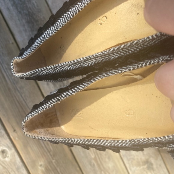 Joe Fresh - 9 - Pointed black and white flats - Picture 3 of 4